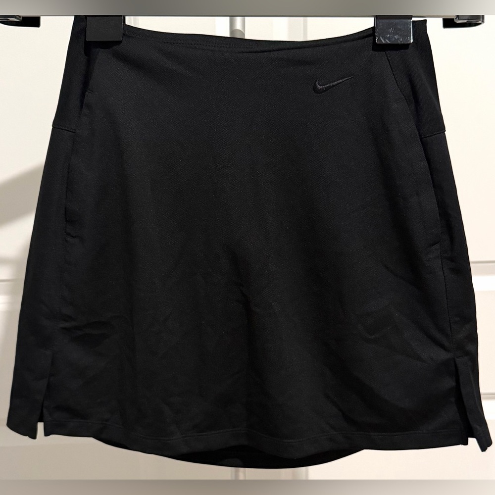 Nike Black Athletic Skort Built-In Shorts Pocket Activewear Size XS